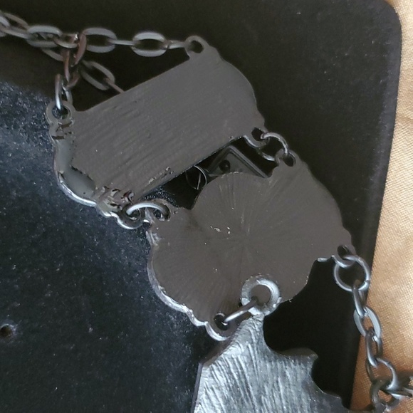 *NWT* Restyle's Purple Posession Bat Choker - Picture 9 of 16